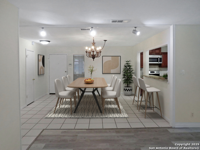 Image 26 of 43 For 13610 Earlywood