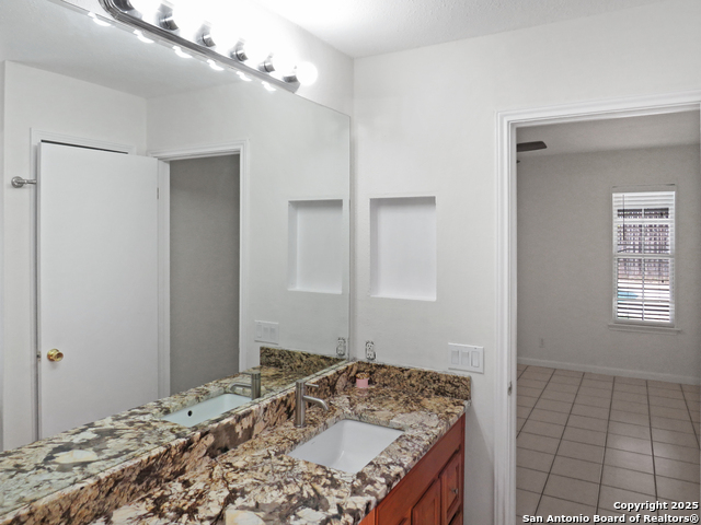 Image 34 of 43 For 13610 Earlywood