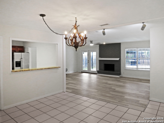 Image 5 of 43 For 13610 Earlywood