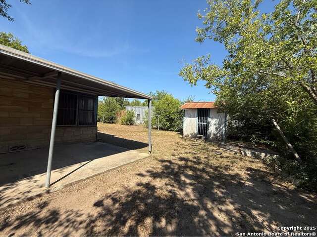 Image 10 of 13 For 6618 Tupper  