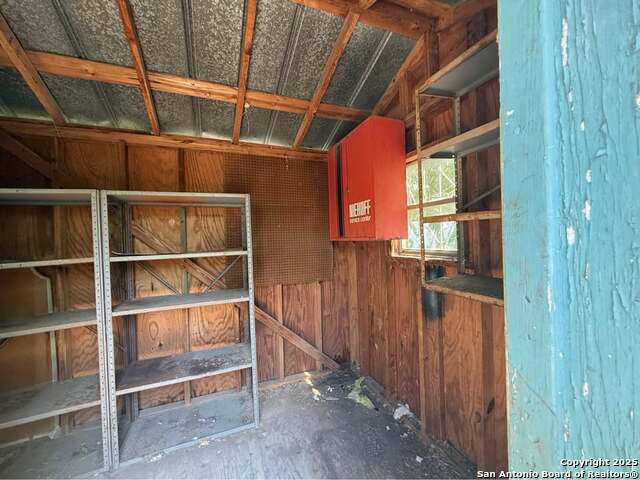 Image 12 of 13 For 6618 Tupper  