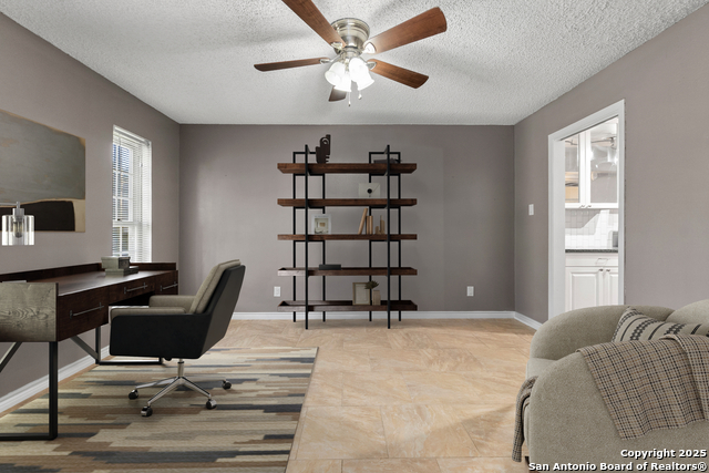 Image 18 of 37 For 5203 Metcalf