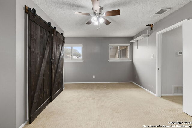 Image 28 of 37 For 5203 Metcalf