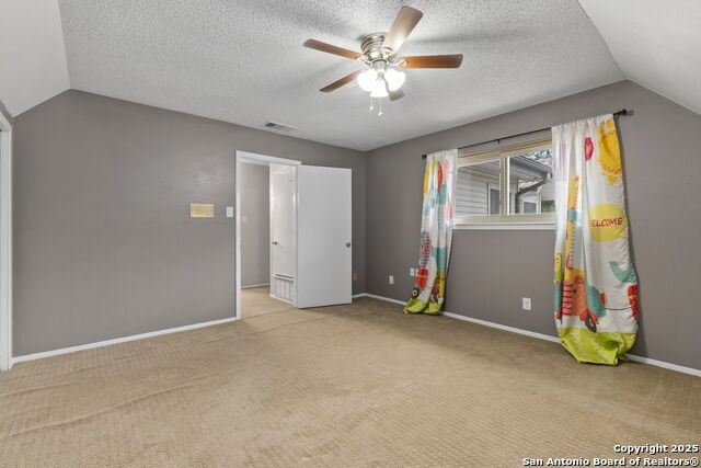 Image 32 of 37 For 5203 Metcalf