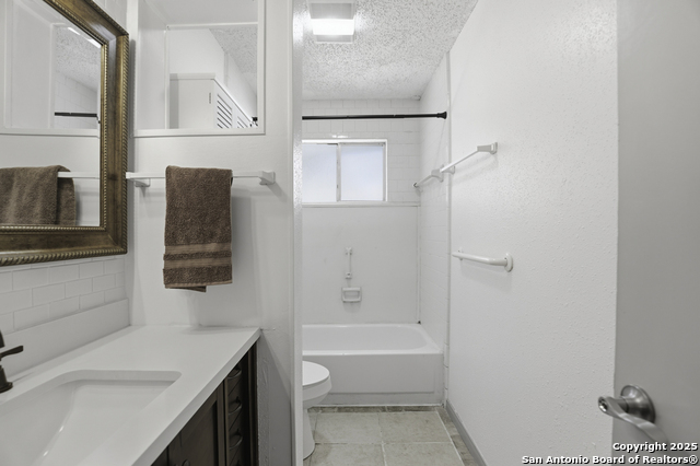 Image 11 of 27 For 6315 Forest Village