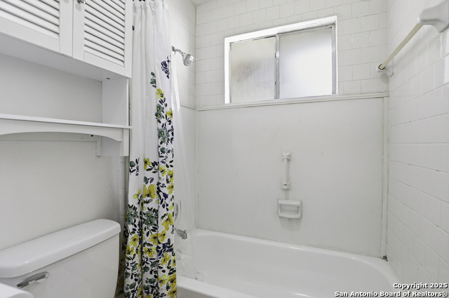 Image 13 of 27 For 6315 Forest Village