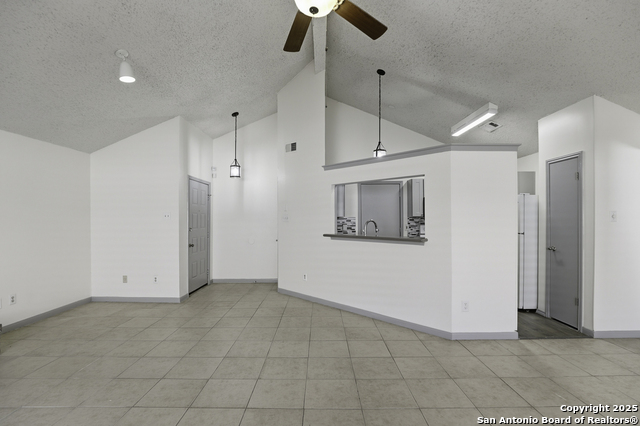 Image 5 of 27 For 6315 Forest Village