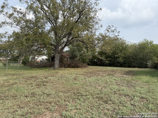 Listing photo id 2 for 510 Bonair Dr