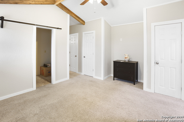 Image 26 of 37 For 596 Oakridge Ln