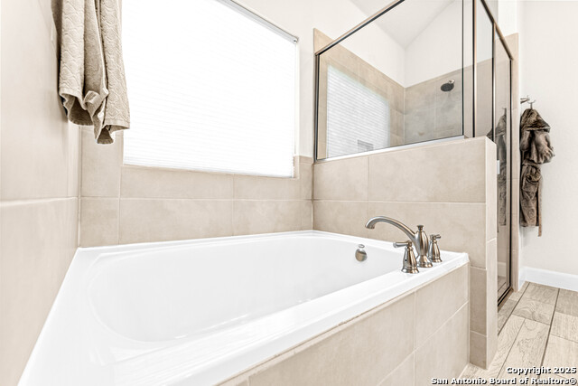 Image 17 of 47 For 113 Milagro  