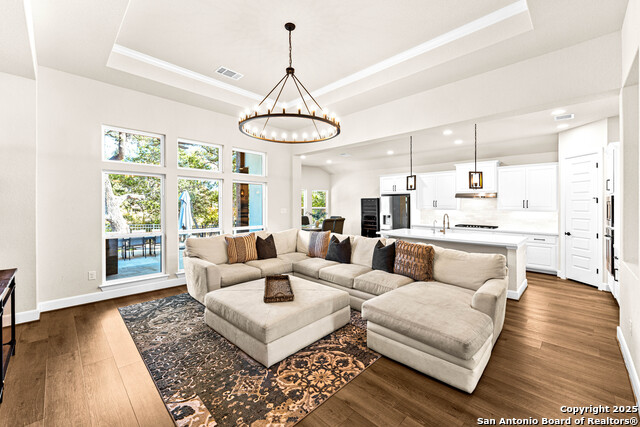 Image 2 of 47 For 113 Milagro  