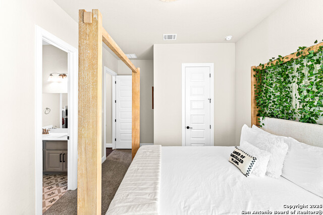 Image 24 of 47 For 113 Milagro  