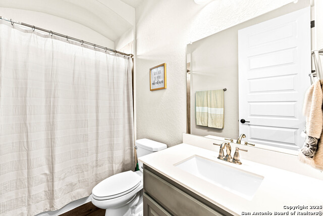 Image 28 of 47 For 113 Milagro  