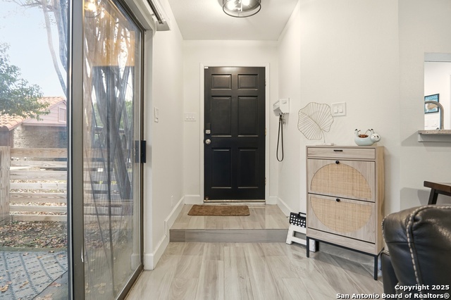 Image 3 of 24 For 139 Caleta Beach