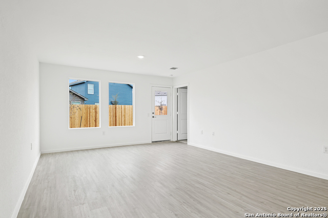 Image 10 of 34 For 1111 Crenshaw Way