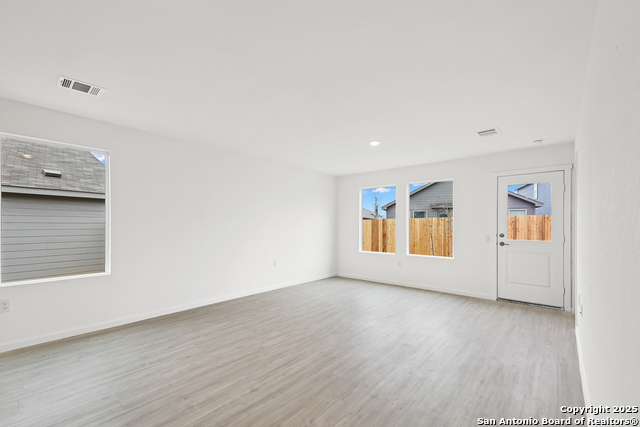 Image 11 of 34 For 1111 Crenshaw Way