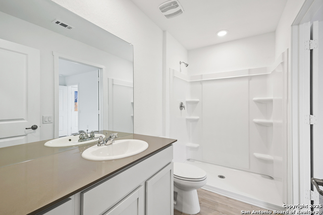 Image 15 of 34 For 1111 Crenshaw Way