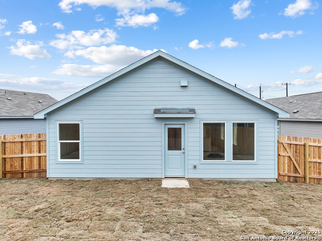 Image 27 of 34 For 1111 Crenshaw Way