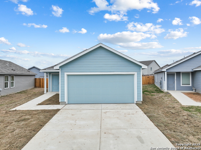 Image 3 of 34 For 1111 Crenshaw Way