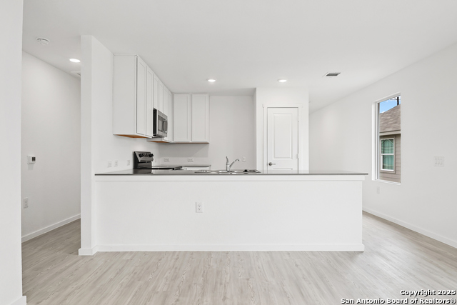 Image 9 of 34 For 1111 Crenshaw Way