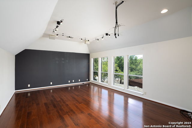 Image 21 of 41 For 27611 Autumn Ter