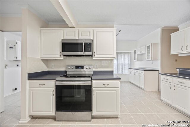 Image 19 of 39 For 7019 Elk Trail