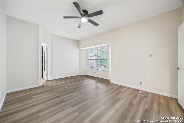 Image 20 of 39 For 7019 Elk Trail