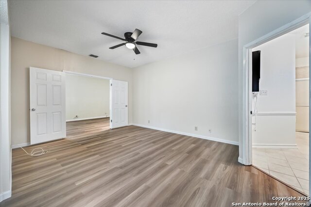 Image 21 of 39 For 7019 Elk Trail