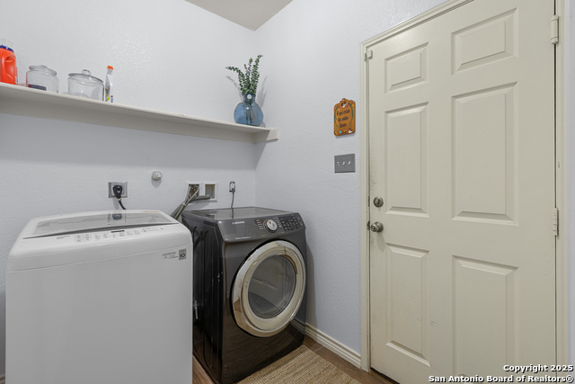 Image 20 of 28 For 6526 Ithaca Falls