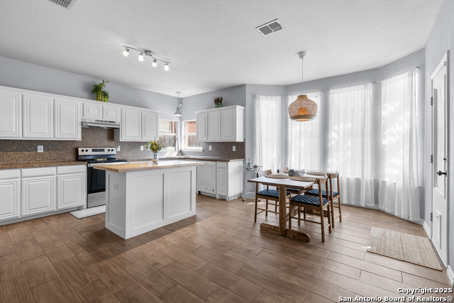 Image 5 of 28 For 6526 Ithaca Falls