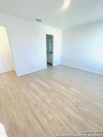 Image 17 of 33 For 10415 Canard Crest