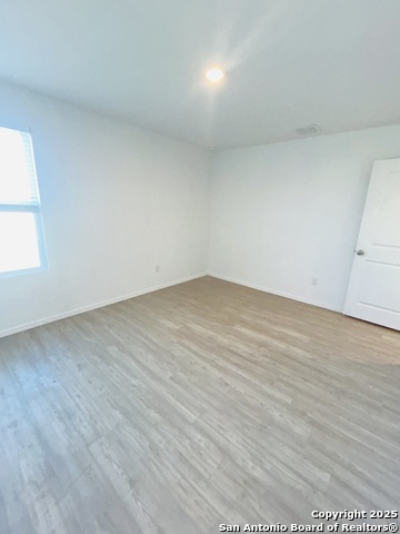 Image 18 of 33 For 10415 Canard Crest