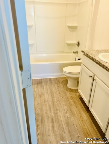 Image 21 of 33 For 10415 Canard Crest