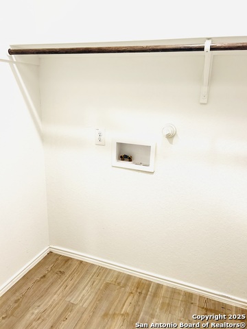 Image 25 of 33 For 10415 Canard Crest