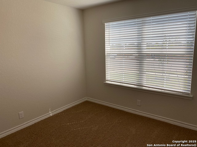 Image 7 of 12 For 416 Red River