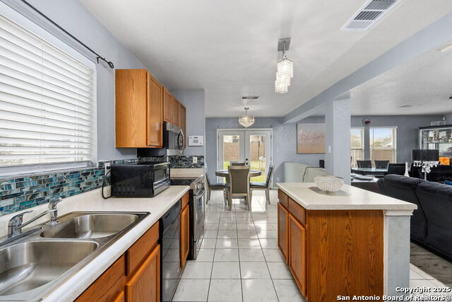 Image 12 of 24 For 3003 Gypsy