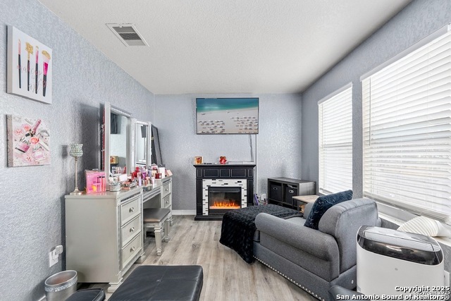 Image 22 of 24 For 3003 Gypsy