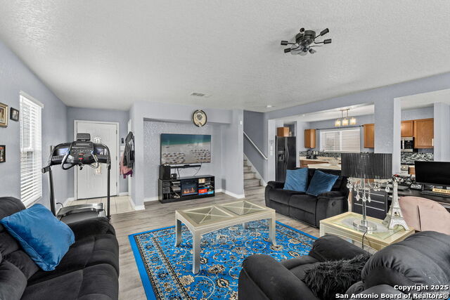 Image 9 of 24 For 3003 Gypsy