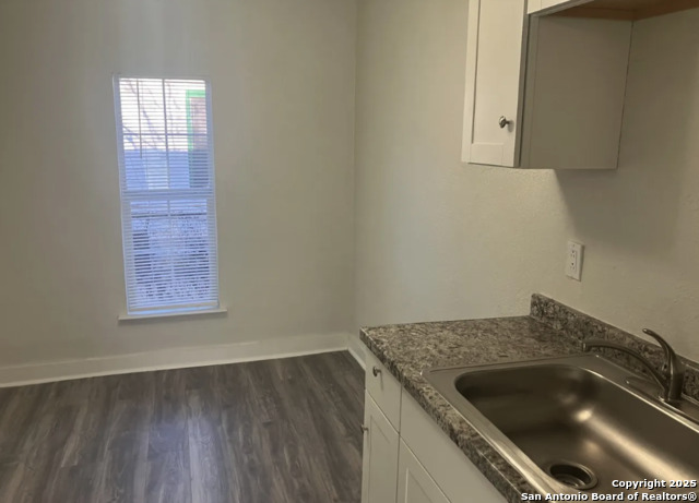 Image 3 of 10 For 327 Huerta  