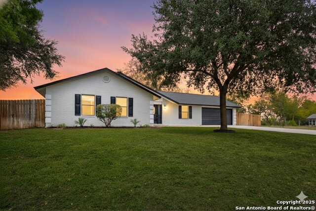 Details for 300 Ridge Crest Dr, Seguin, TX 78155