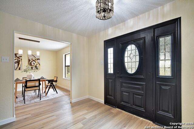 Image 11 of 27 For 300 Ridge Crest Dr