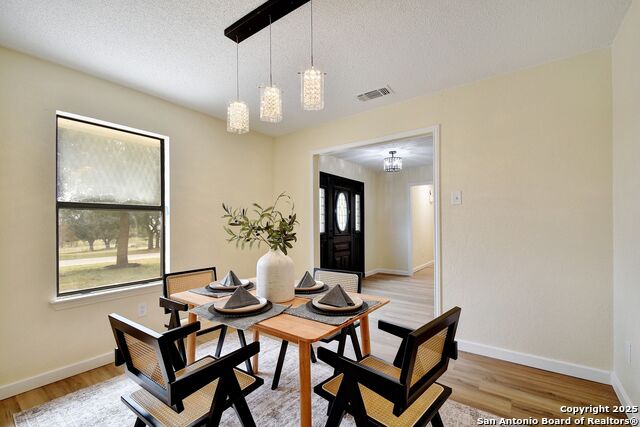 Image 13 of 27 For 300 Ridge Crest Dr