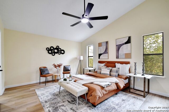 Image 14 of 27 For 300 Ridge Crest Dr