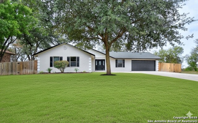 Image 2 of 27 For 300 Ridge Crest Dr