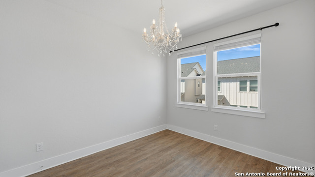 Image 18 of 38 For 223 Sapphire # 1002