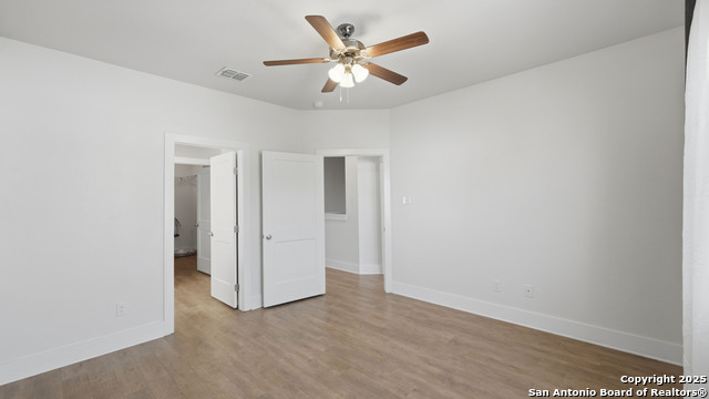 Image 25 of 38 For 223 Sapphire # 1002