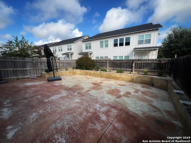 Image 32 of 38 For 223 Sapphire # 1002