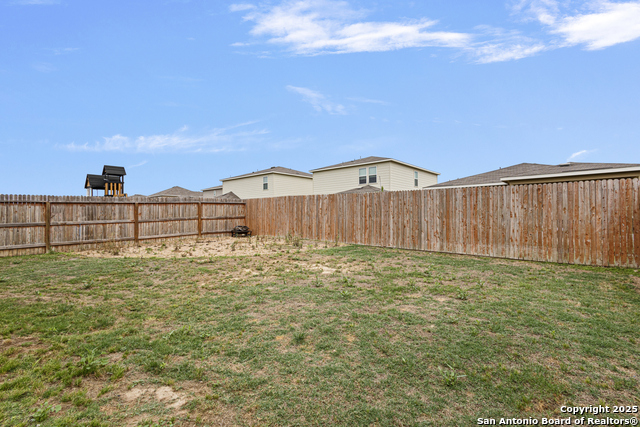 Image 13 of 14 For 173 Texas Thistle