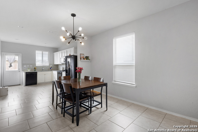 Image 3 of 14 For 173 Texas Thistle