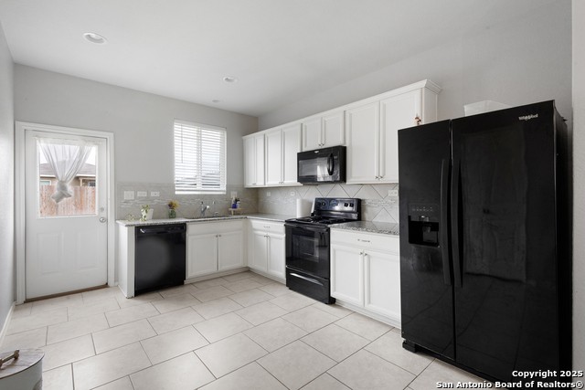 Image 4 of 14 For 173 Texas Thistle